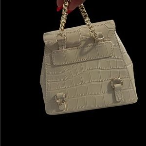 Ted leather bag 6”H 7” W crème color